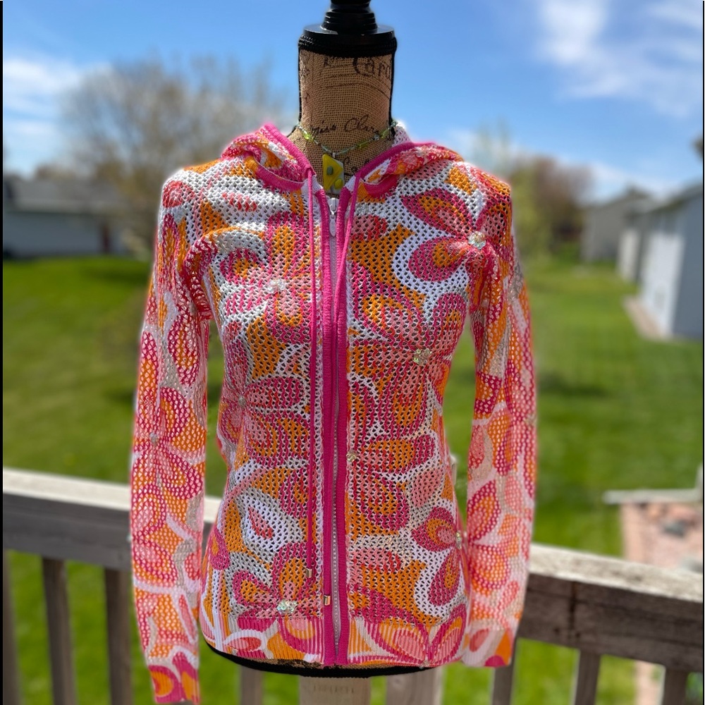 💕💛🌺🌸Gorgeous hoodie